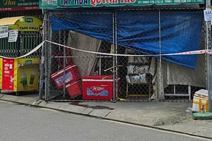 Người đàn ông tử vong trong tiệm tạp hóa ở phường Tân Sơn Hòa