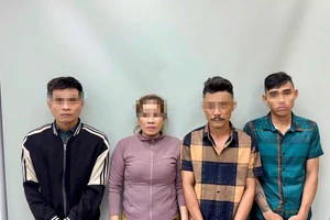 Bắt nhóm công nhân cắt trộm 4 cuộn dây điện trị giá hơn nửa tỉ ở TP.HCM