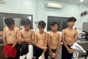 Nhóm học sinh 12, 13 tuổi hẹn 'giải quyết mâu thuẫn' bị công an đưa về phường 