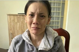 Bắt giữ người mẹ dẫn con 9 tuổi đi lột bông tai vàng của bé gái ở TP.HCM