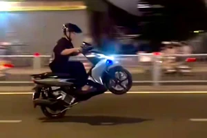 Xử phạt, tịch thu xe của nam thanh niên "bốc đầu", quay clip đăng Tiktok