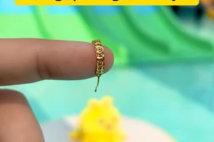 Khu vui chơi tại TP.HCM đăng clip tìm chủ nhân bông tai vàng bị rơi