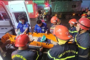 Cảnh sát cứu cụ ông 70 tuổi hôn mê tại nhà riêng