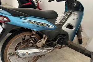 Tìm chủ sở hữu xe máy liên quan vụ án giết người tại TP.HCM