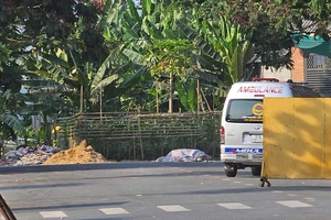 Bé trai nghi bị đuối nước tử vong tại hồ bơi ở phường Bình Tân