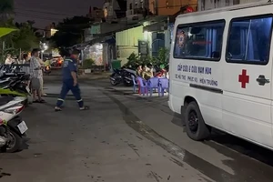 Người đàn ông tử vong bất thường trong xưởng in ở TP.HCM