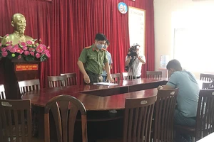 Công an xử phạt người tung tin 'phong tỏa TP.HCM 14 ngày' 