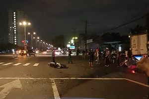 Vũng Tàu: Cứu tài xế kẹt trong cabin sau tai nạn liên hoàn