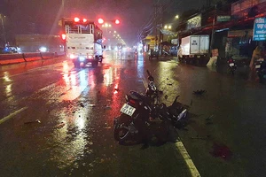 Bà Rịa - Vũng Tàu: 1 thanh niên tông đuôi xe đầu kéo tử vong