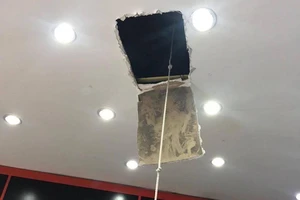 Thủ Đức: Nhân viên cửa hàng FPT xem camera thấy trộm đột nhập