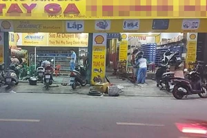 Trộm xe Bình Dương mang vào tiệm ở quận 12 thay ổ khoá thì bị bắt