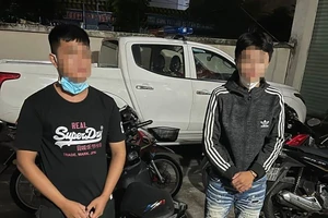 Mang theo súng pháo đi đua xe, bị Tổ 363 Bình Thạnh vây bắt 