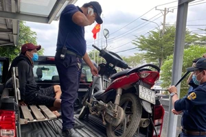 Trộm được 1 xe máy, quay lại trộm chiếc thứ 2 thì bị bắt 