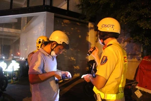 Đi mời đám cưới về bị CSGT Bình Thạnh phát hiện nồng độ cồn không tưởng 