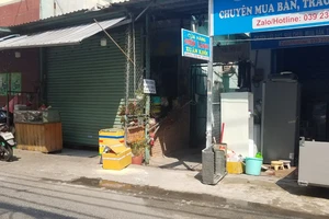 Điều tra vụ người đàn ông tử vong tại nhà trọ ở Bình Tân