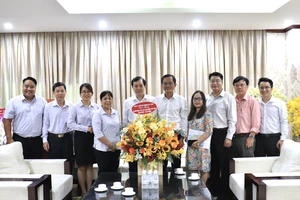 Thăm, chúc mừng 21-6: Nhiều kỳ vọng, đặt hàng cho Báo Pháp Luật TP.HCM