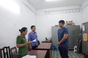 Kẻ hành hung bác sĩ Bệnh viện Nhân dân Gia Định bị khởi tố