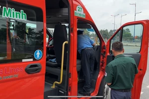 CSGT TP.HCM sẽ kiểm tra thiết bị giám sát hành trình với xe kinh doanh vận tải