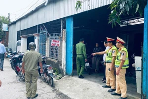 Quảng Ngãi: CSGT và nhà trường bí mật ghi hình học sinh vi phạm giao thông