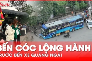 Video: Xe dù bến cóc bát nháo trước cổng bến xe Quảng Ngãi
