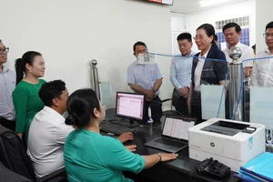 Bí thư Tỉnh ủy Quảng Ngãi kiểm tra công tác chuẩn bị vận hành chính quyền địa phương 2 cấp