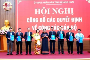 Quảng Ngãi công bố nhân sự giữ chức giám đốc sở, ngành