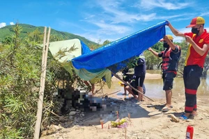 Quảng Ngãi: Tìm thấy thi thể nạn nhân bị nước cuốn ở cầu Thạch Nham