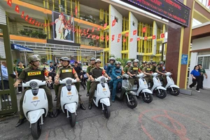 Phường Bình Trưng, TP.HCM tuần tra bằng xe máy điện