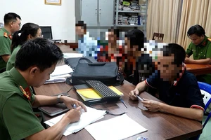 Qua Campuchia bán thận rơi vào bẫy lừa mua bán người 