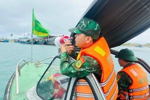 Đà Nẵng, Quảng Ngãi cho học sinh nghỉ học tránh bão số 13