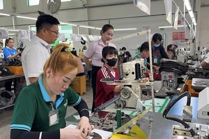 Quảng Ngãi thưởng Tết cao nhất hơn 205 triệu đồng