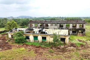 Trung tâm dạy nghề kiểu mẫu 11 năm bỏ hoang, phơi nắng dầm mưa