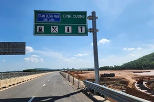 Thi công trạm dừng nghỉ đầu tiên trên cao tốc Quảng Ngãi - Hoài Nhơn