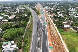 Hoàn thiện đấu nối cao tốc Quảng Ngãi - Hoài Nhơn với cao tốc Đà Nẵng - Quảng Ngãi 