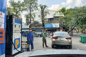 Doanh nghiệp ở Quảng Ngãi cam kết không để thiếu hụt, gián đoạn cục bộ xăng dầu