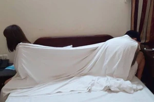 Không biết đã mua dâm người dưới 18 tuổi, có bị xử lý hình sự?