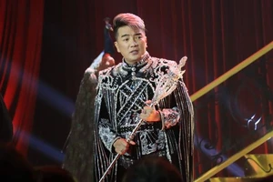 Vụ bà Nguyễn Phương Hằng: Ca sĩ Đàm Vĩnh Hưng đã nộp tài liệu chứng minh thiệt hại hơn 43 tỉ 