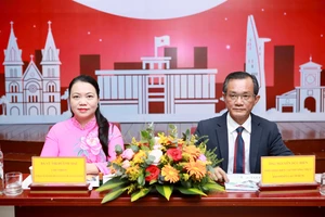 Báo Pháp luật TP.HCM ra mắt chuyên mục "Pháp lý cho kiều bào"