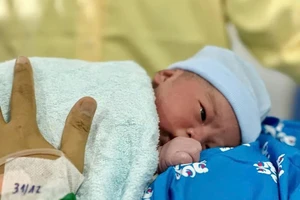 Để người dân mạnh dạn sinh con