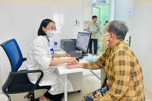 Giấc mơ miễn phí giáo dục - y tế dần chạm vào hiện thực