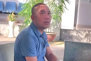 Bị phạt tù vì đâm tình địch rồi tiếp tục hành hung trong bệnh viện