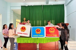 Lá phiếu - niềm tin cho ngày hội toàn dân vào 15-3