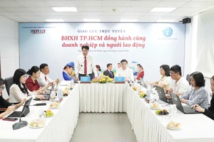 Đang diễn ra Giao lưu trực tuyến “BHXH TP.HCM đồng hành cùng doanh nghiệp và người lao động”