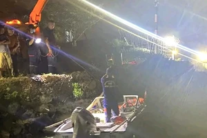 Hải Dương: Rủ thi bơi qua sông, một thiếu niên đuối nước