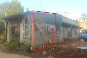 Tuyến đường 1.900 tỉ đồng: Cả xã mắc kẹt bởi một mảnh sân 20m2