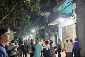 Nhiều nhà bị nghiêng, sụt lún do khoan giếng ở Hà Nội