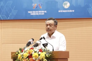 Chủ tịch UBND Hà Nội đối thoại với doanh nghiệp lĩnh vực văn hoá, xã hội