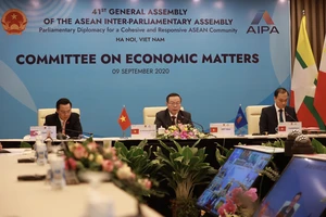 Đại hội đồng Liên nghị viện các nước ASEAN bàn thảo từ vấn đề Biển Đông cho đến hợp tác vượt qua đại dịch COVID-19. Ảnh: Hải Ninh.