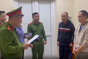 Thành lập công ty 'ma' để buôn lậu sữa 