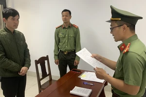 Vụ lừa đưa người đi Dubai làm việc, khởi tố thêm 2 người giúp sức